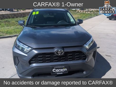 Used 2025 Toyota RAV4 XLE AWD/4WD image 2