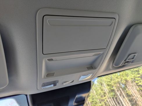 New 2025 Ford Maverick XLT w/ XLT Luxury Package image 22