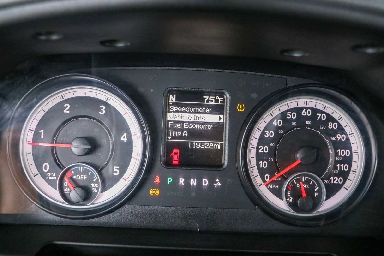 Used 2015 RAM 2500 Tradesman w/ Chrome Appearance Group AWD/4WD image 15