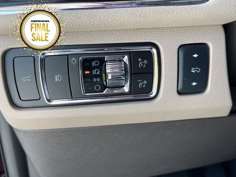 Used 2023 Lincoln Navigator L Reserve image 17