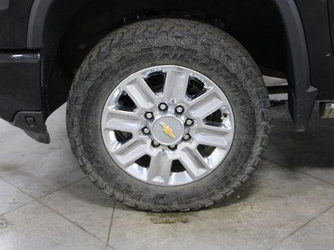 Used 2024 Chevrolet Silverado 2500 High Country w/ High Country Premium Package AWD/4WD image 22