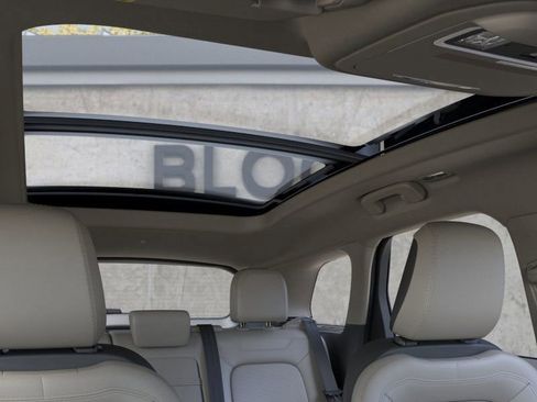 New 2026 Lincoln Corsair Premiere image 22