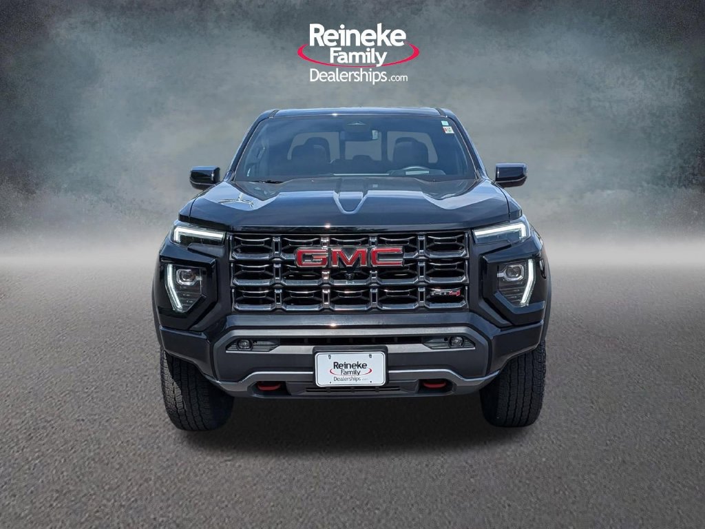Used 2025 GMC Canyon AT4 w/ Technology Plus Package AWD/4WD image 2