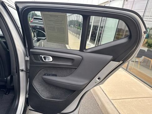 Certified 2025 Volvo XC40 B5 Plus AWD/4WD image 12