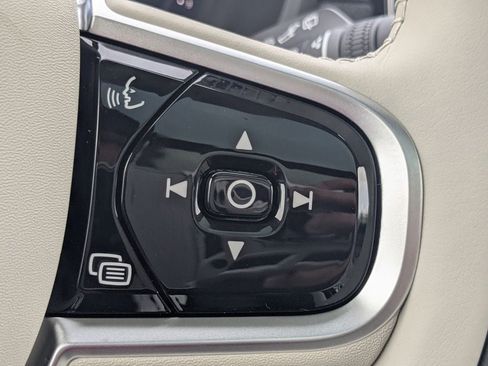 New 2026 Volvo XC90 B6 Ultra w/ Protection Package Premier AWD/4WD image 35