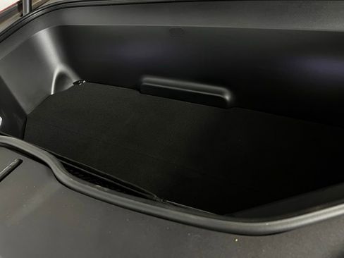 Used 2024 Rivian R1S Launch Edition image 39