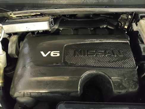 Used 2020 Nissan Pathfinder SV image 30