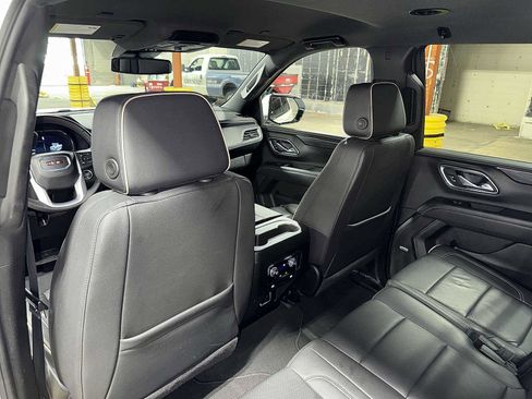 Used 2024 GMC Yukon SLT image 27