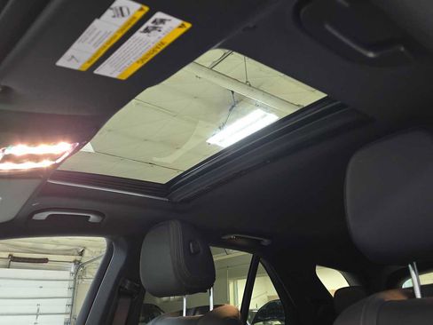 Used 2025 Mercedes-Benz GLE 350 GLE 350 image 22