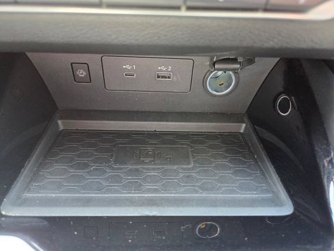 Used 2024 Nissan Altima 2.5 SV w/ SV Premium Package FWD image 17