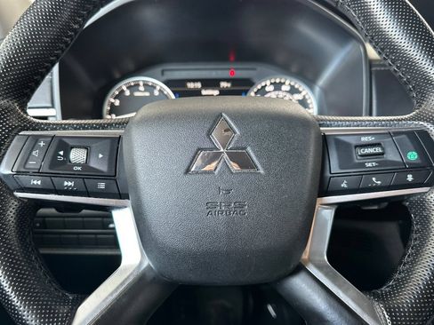 Used 2024 Mitsubishi Outlander SE FWD image 31