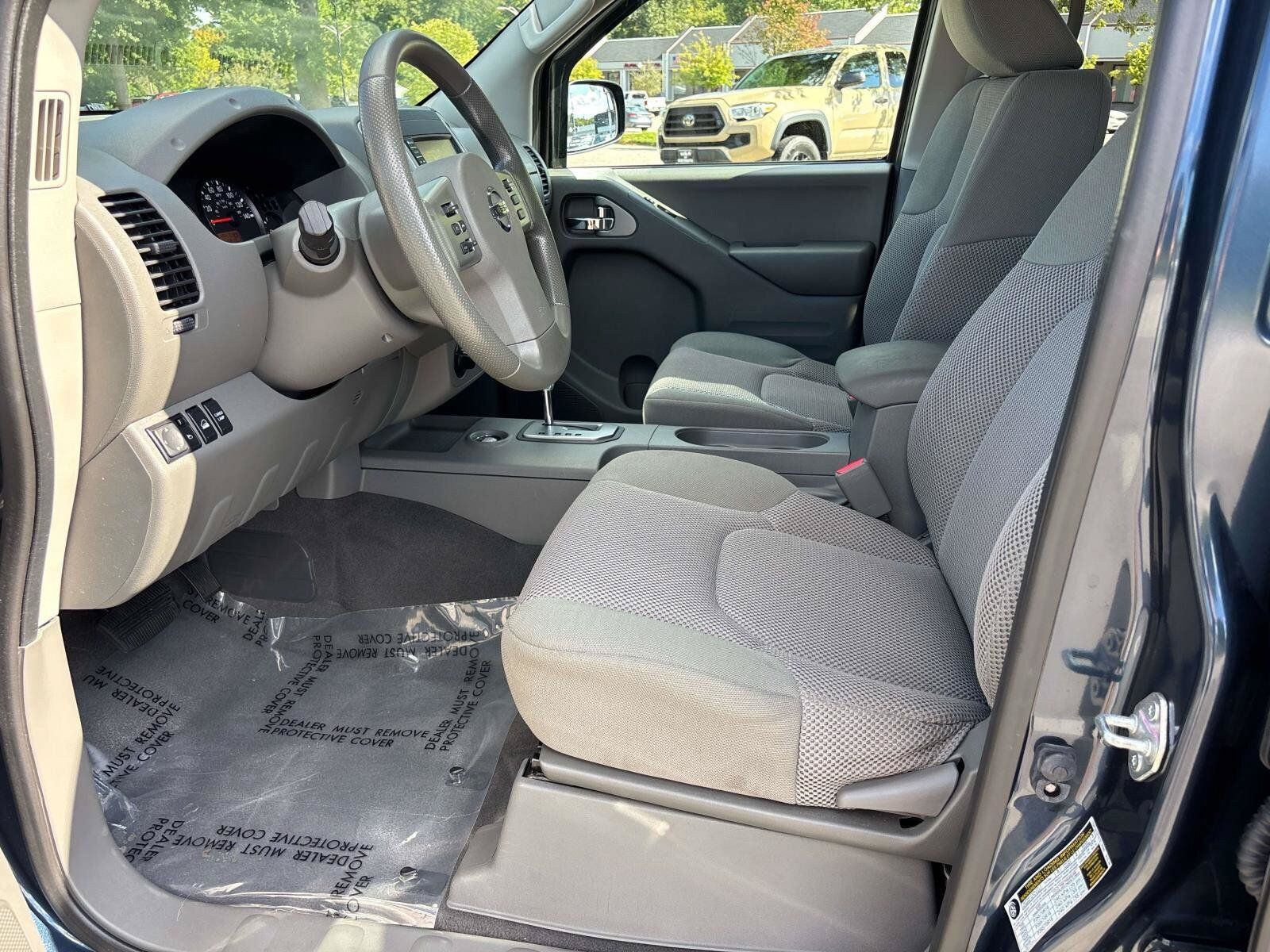 Used 2021 Nissan Frontier SV AWD/4WD image 10