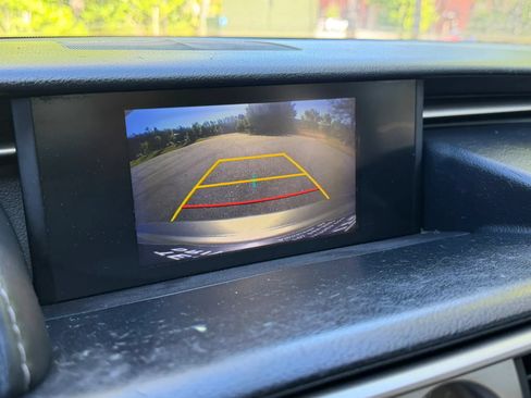 Used 2015 Lexus IS 250 RWD image 21
