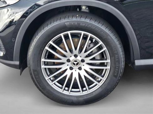 Certified 2026 Mercedes-Benz GLC 300 image 23