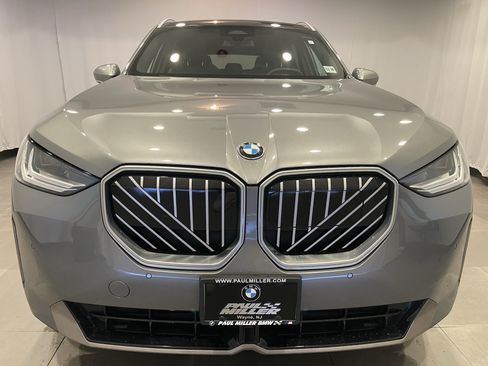 Used 2026 BMW X3 xDrive30i w/ Convenience Package AWD/4WD image 2