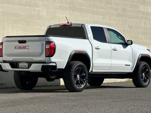 Certified 2023 GMC Canyon Elevation image 4