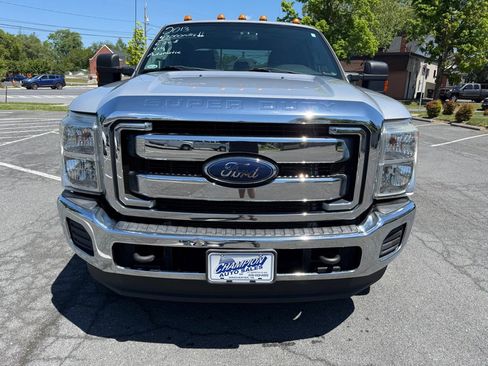Used 2013 Ford F250 XLT w/ Snow Plow Prep Pkg AWD/4WD image 3