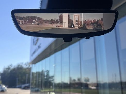 Used 2019 Cadillac XT4 Premium Luxury w/ Enhanced Visibility Package image 28