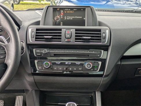 Used 2017 BMW 230i Coupe image 18