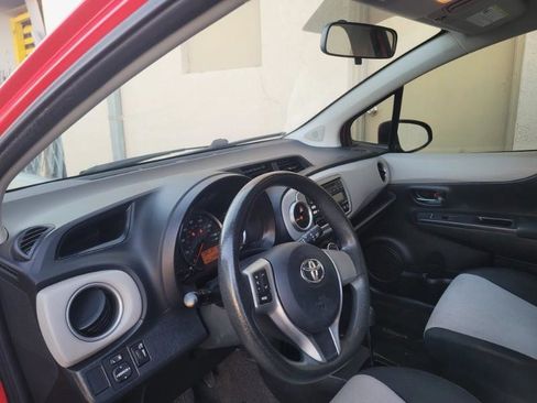 Used 2013 Toyota Yaris LE FWD image 13