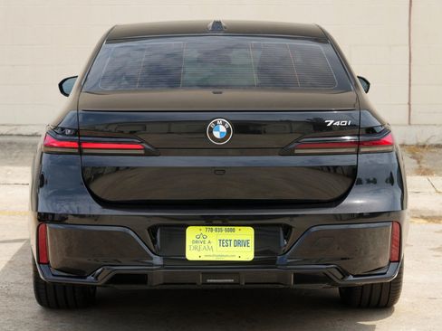 Used 2023 BMW 740i w/ Executive Package RWD image 63