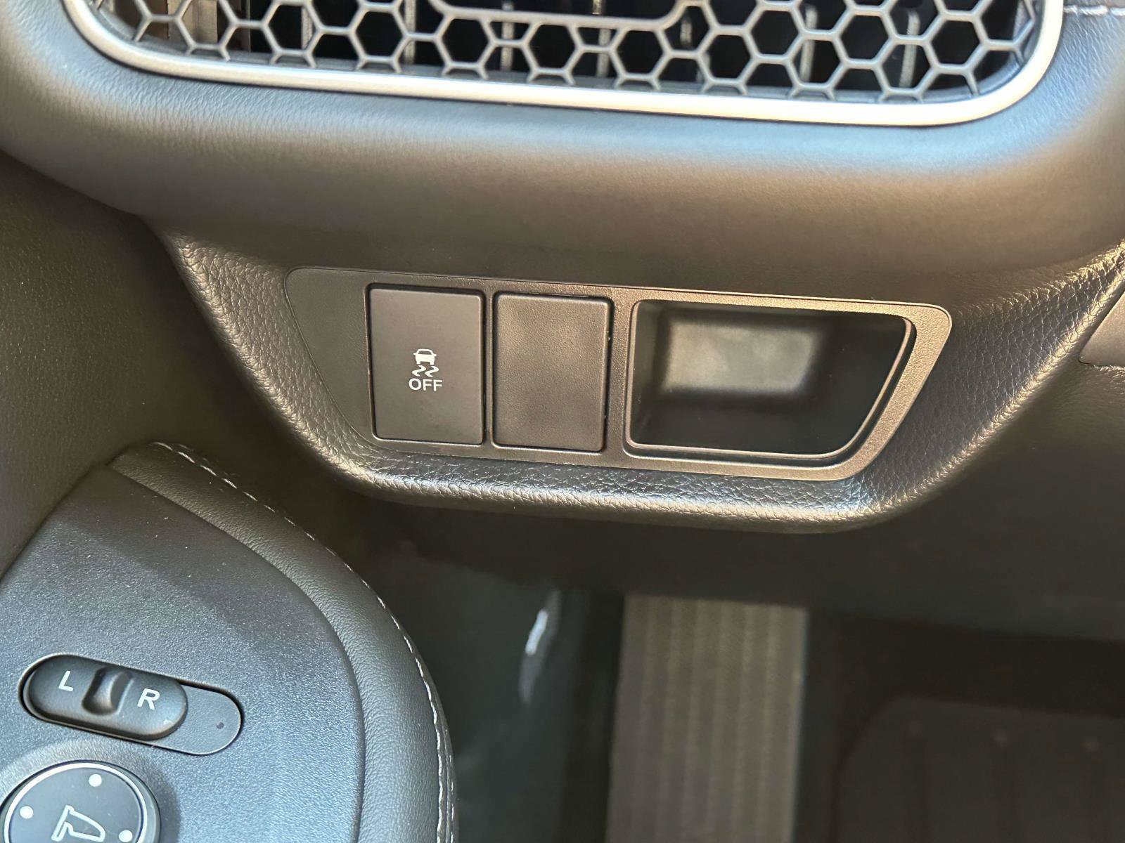 New 2027 Honda HR-V EX-L image 22