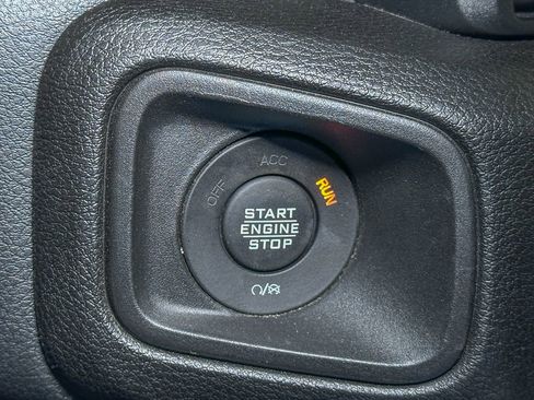 Certified 2024 Jeep Wrangler Sport S image 34