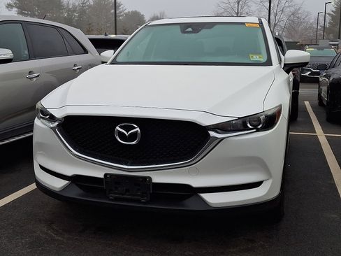 Used 2017 MAZDA CX-5 Touring w/ Preferred Equipment Package image 4