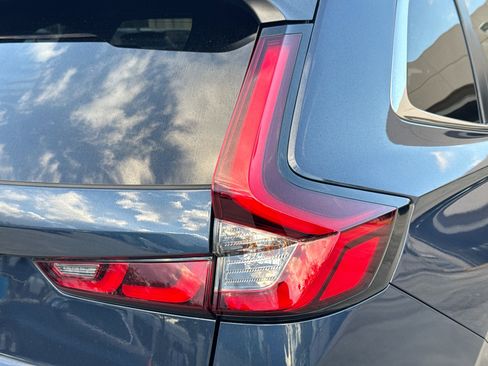 Used 2025 Honda CR-V Sport image 27