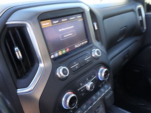 Used 2022 GMC Sierra 2500 Denali w/ Denali Ultimate Package image 17