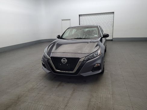 Used 2019 Nissan Altima 2.5 SR w/ SR Premium Package AWD/4WD image 15