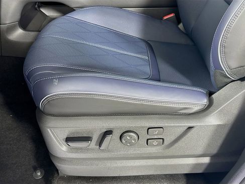 New 2026 INFINITI QX80 SPORT w/ Sport Exterior Package image 25