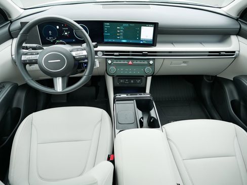 Used 2025 Hyundai Tucson SEL image 14