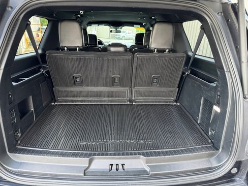 Used 2021 Ford Expedition Max Limited AWD/4WD image 35