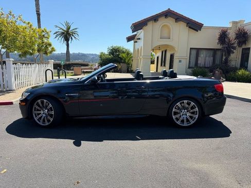 Used 2011 BMW M3 Convertible RWD image 4