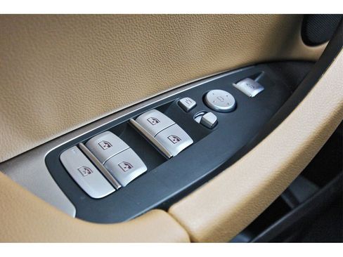 Used 2025 BMW X4 xDrive30i image 19