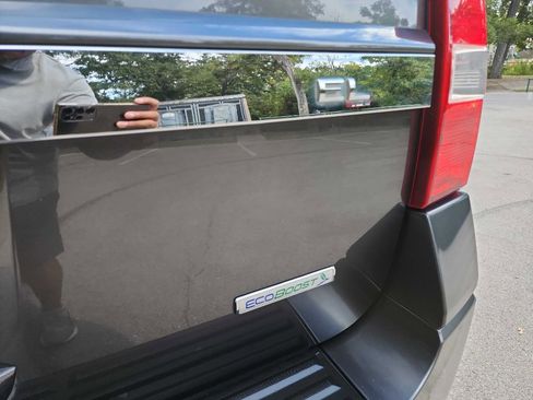 Used 2017 Ford Expedition EL XLT image 7