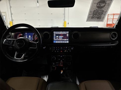 Used 2021 Jeep Wrangler Unlimited Rubicon image 10
