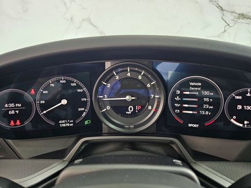Used 2022 Porsche 911 Carrera 4S w/ Sport Package AWD/4WD image 30