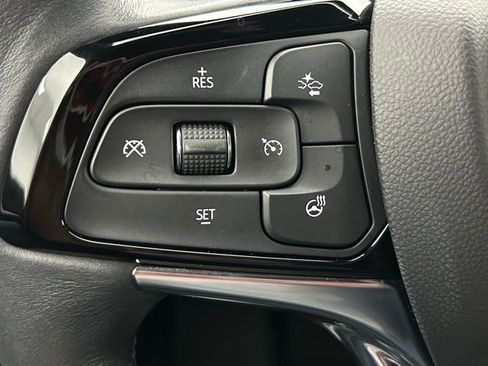 Used 2023 Buick Enclave Essence w/ Sport Touring Edition image 19