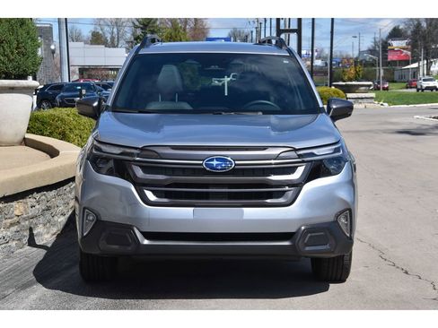 Used 2026 Subaru Forester Limited image 9