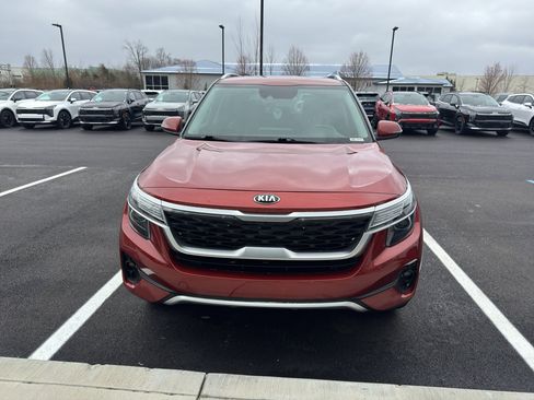 Used 2021 Kia Seltos S image 3