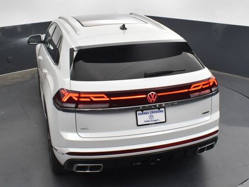 New 2026 Volkswagen Atlas Cross Sport SEL Premium R-Line AWD/4WD image 25