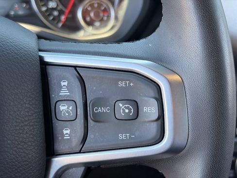 Used 2025 RAM 1500 Big Horn AWD/4WD image 26