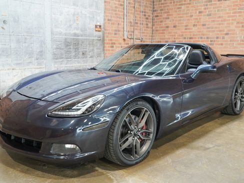 Used 2013 Chevrolet Corvette Coupe w/ Battery Protection Package RWD image 36