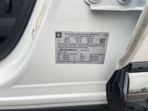 Used 2024 Buick Envision Sport Touring image 29