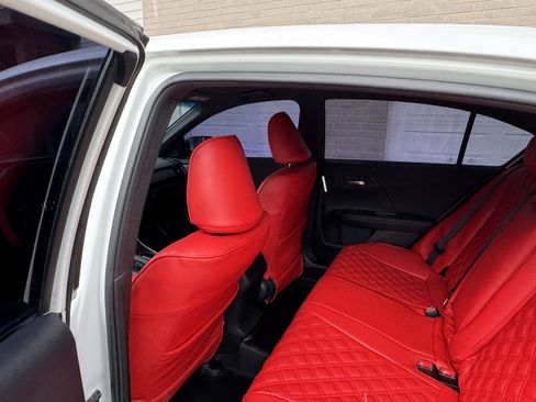 Used 2017 Honda Accord Sport image 27