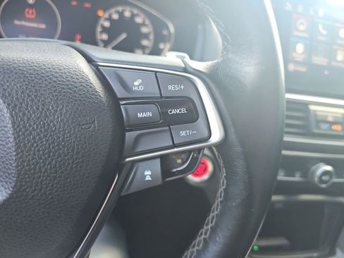 Used 2020 Honda Accord Touring image 23