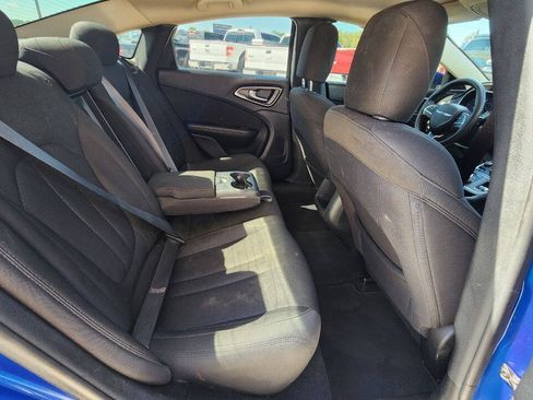 Used 2016 Chrysler 200 Limited FWD image 20