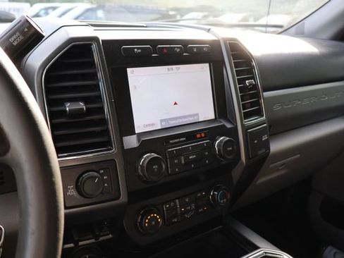 Used 2021 Ford F250 XLT w/ XLT Premium Package AWD/4WD image 14